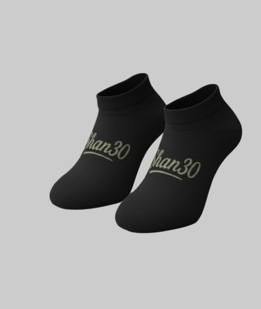 Shaneo x Full NOIZE Bullies Shan30 cap & sock package